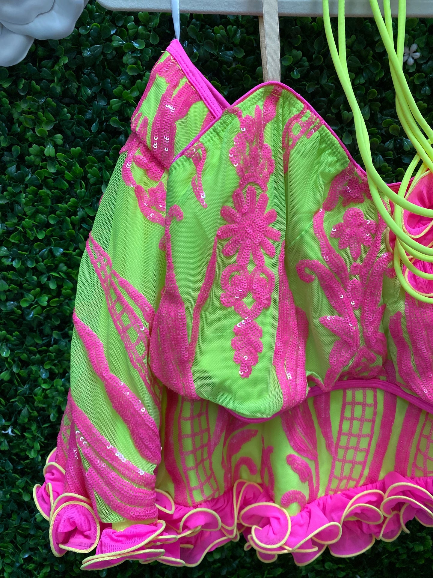 Adult XX-Large Neutron Neon Costume