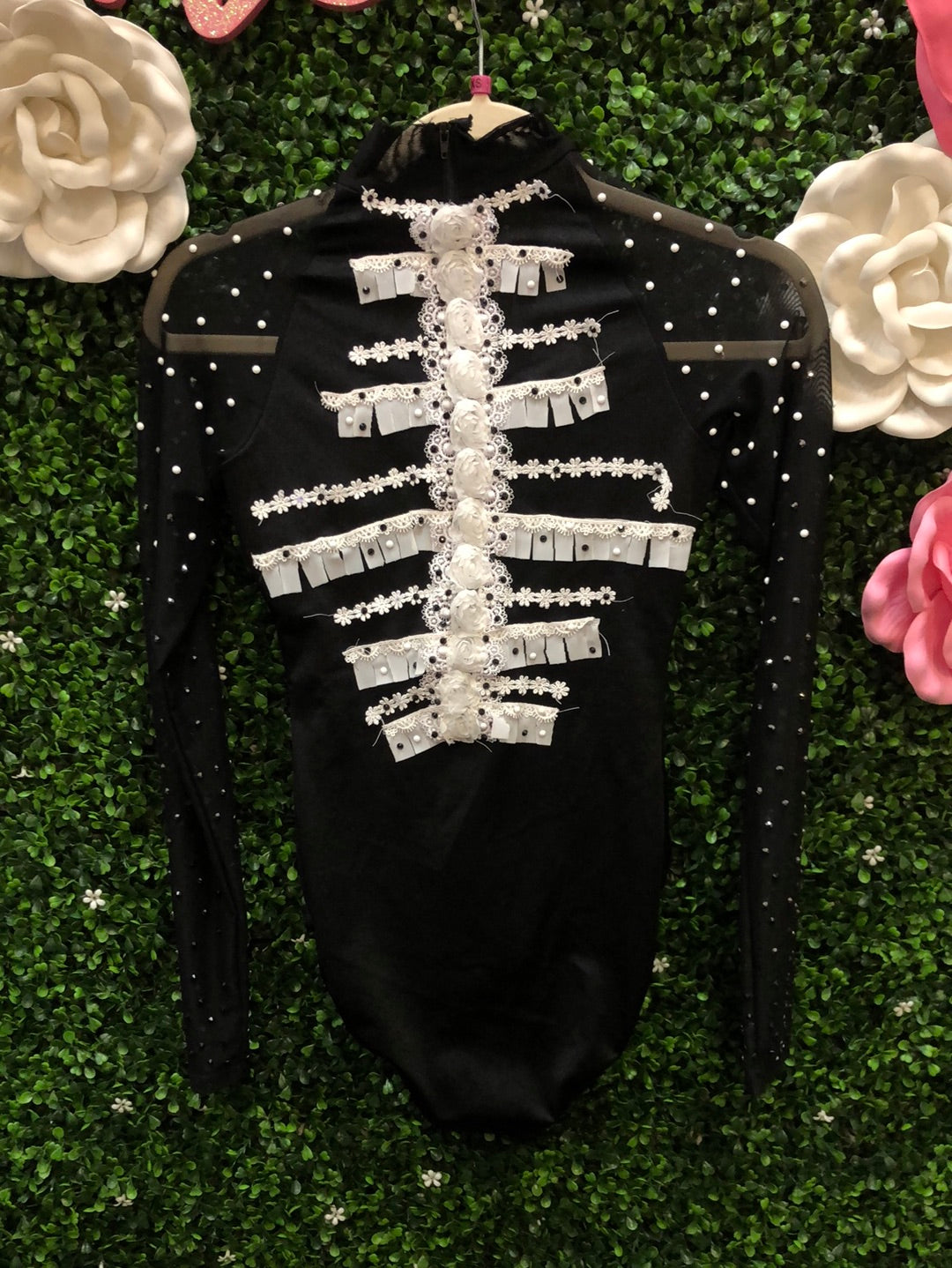 Adult X-Small Black and White Leo Costume