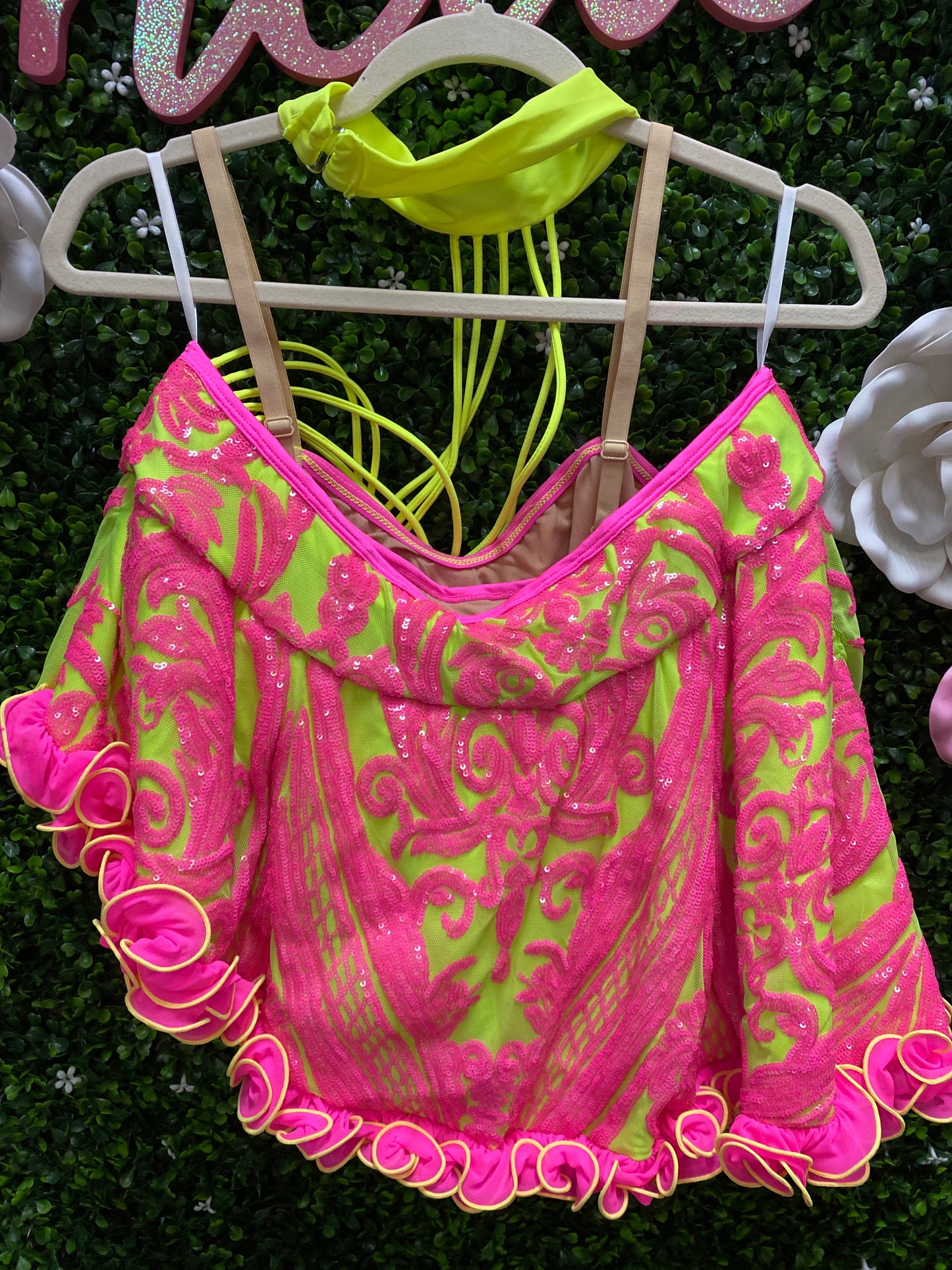 Adult XX-Large Neutron Neon Costume