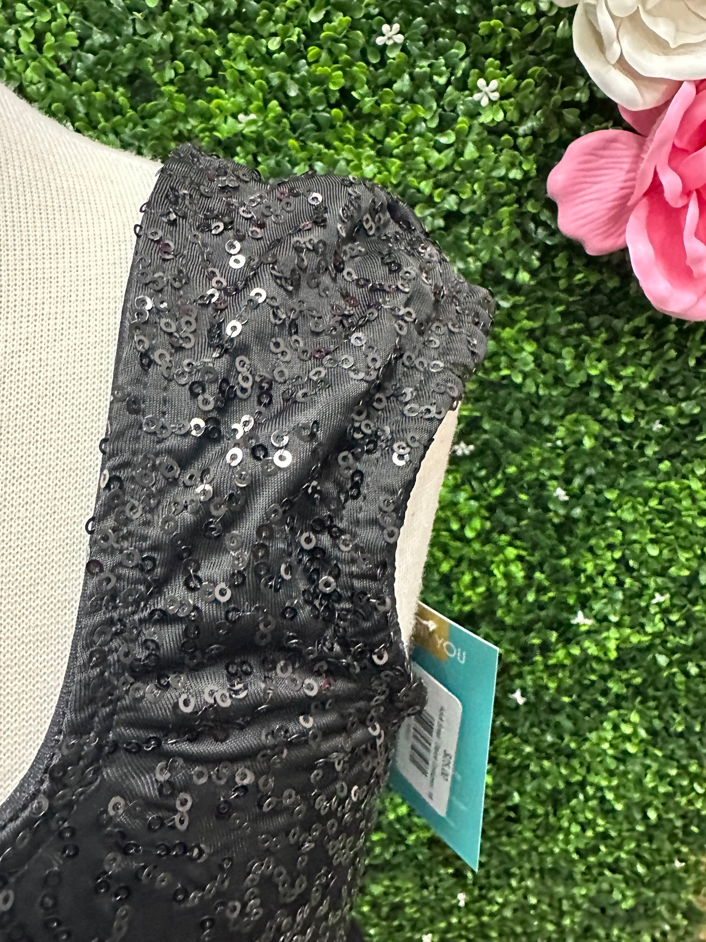 Adult Small Black Sequin Costume
