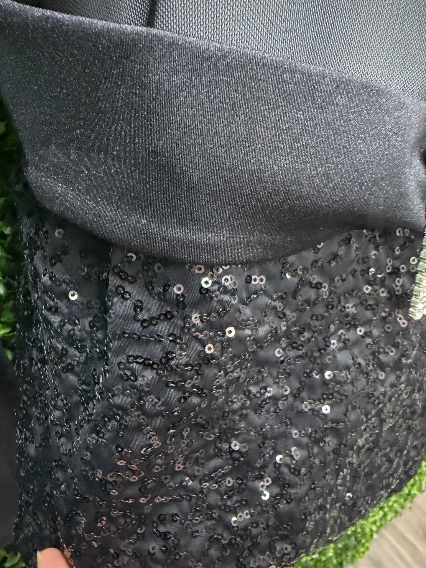Adult Large Black Leo with Sequin Bottoms Costume