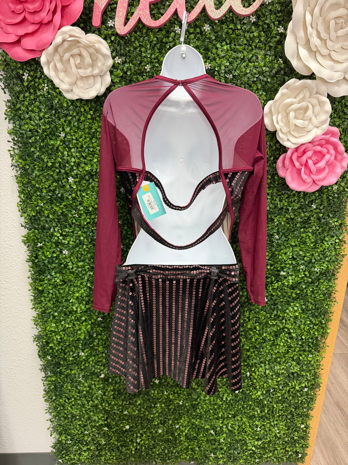 Adult X-Large Maroon Black Costume