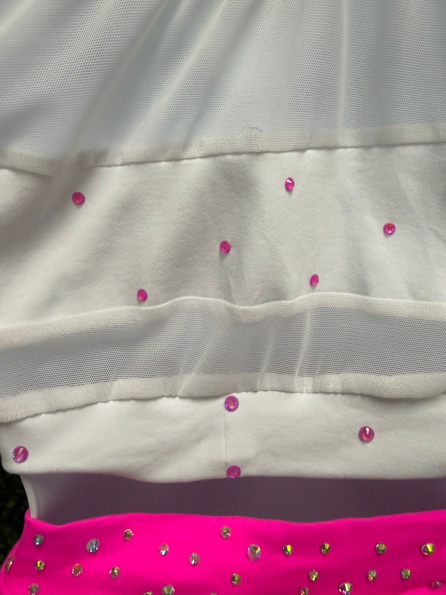 Adult Medium White and Pink Short Costume