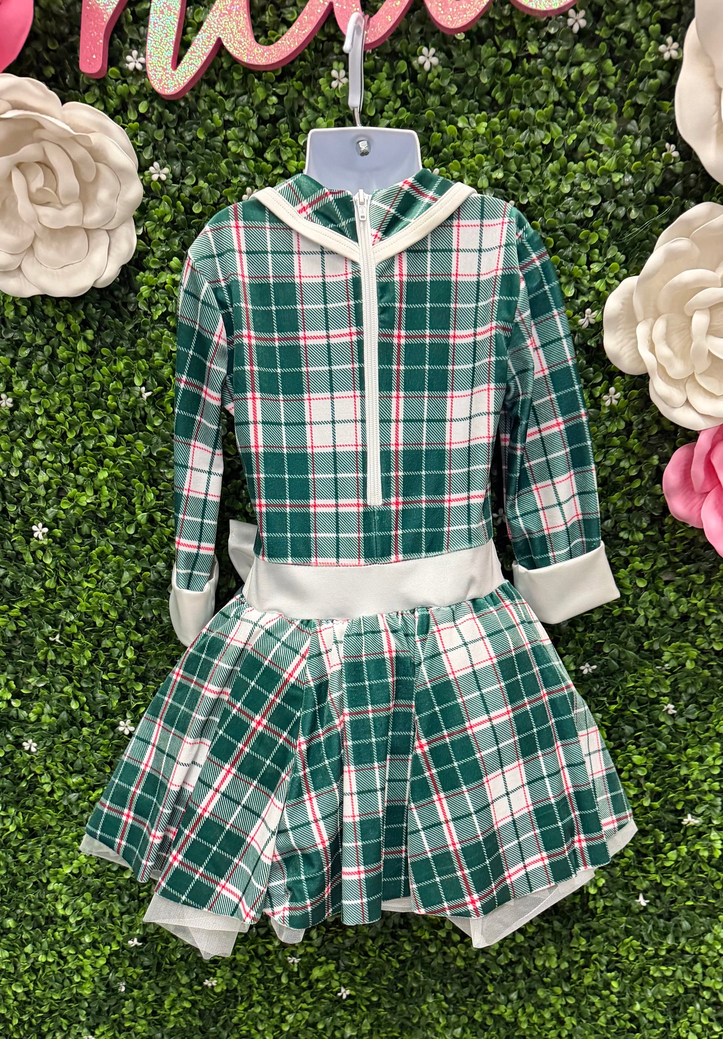 Child Intermediate Green Red Plaid Costume