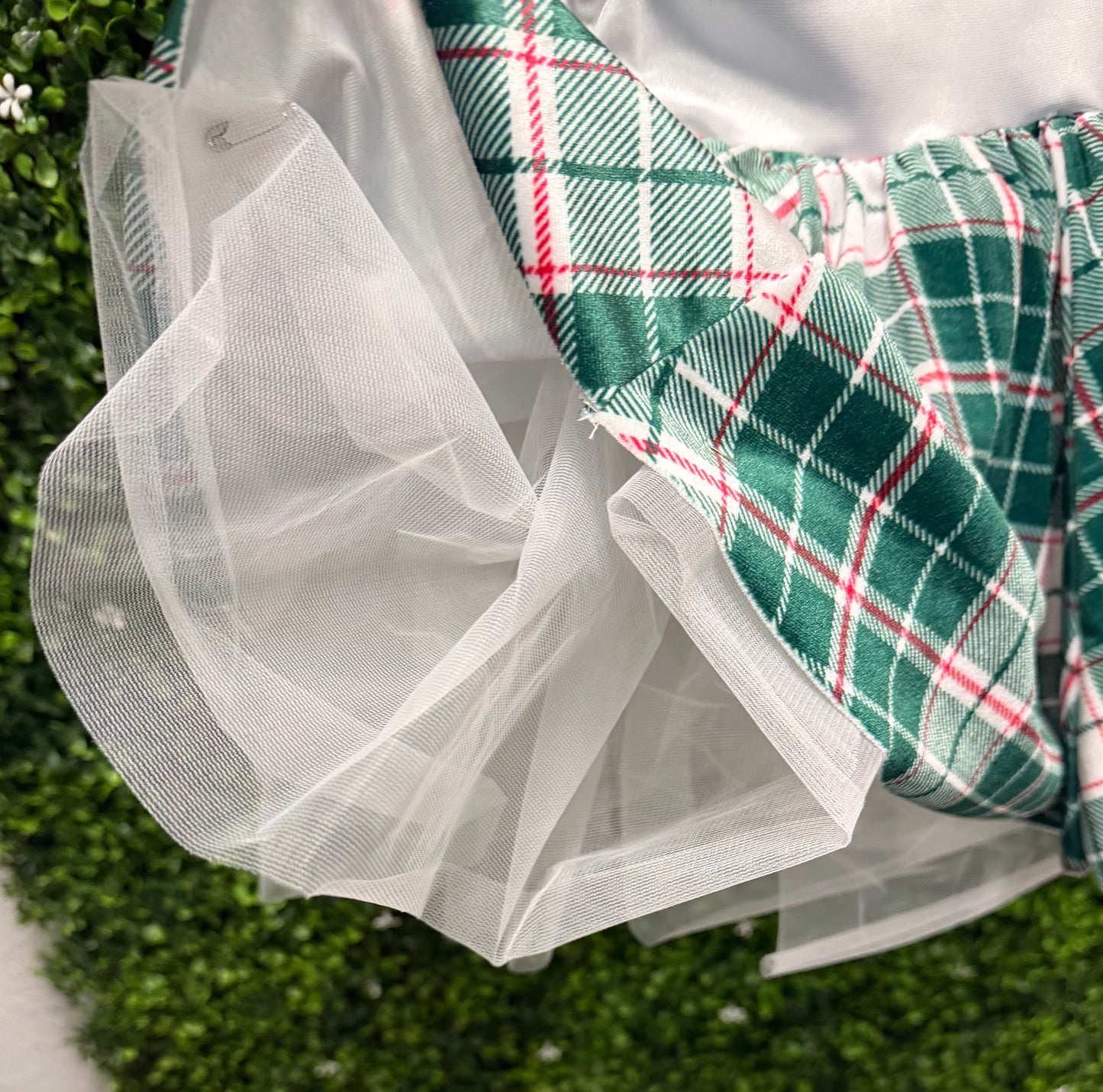 Child Intermediate Green Red Plaid Costume