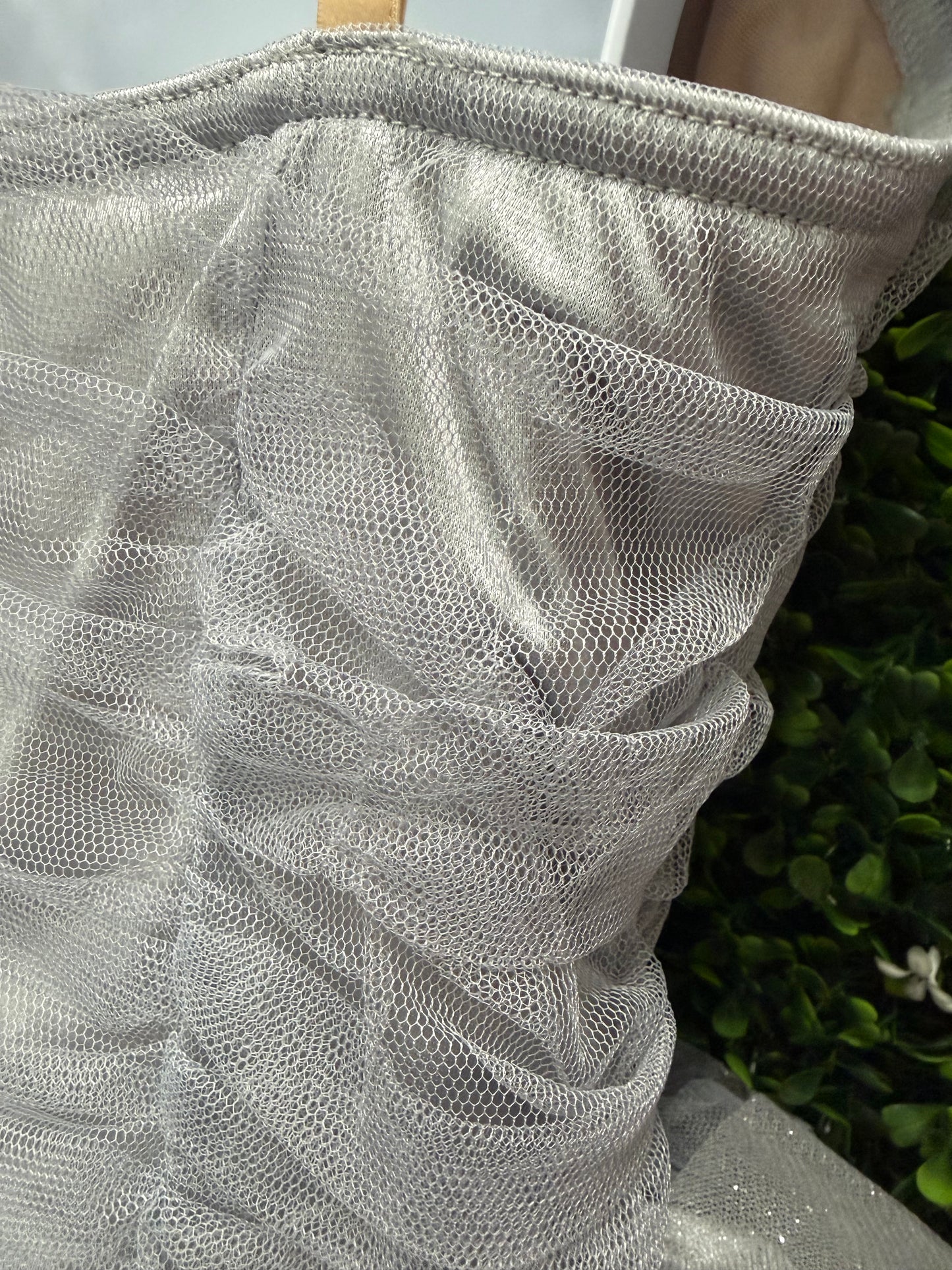 Child Medium Silver Tulle Top Costume