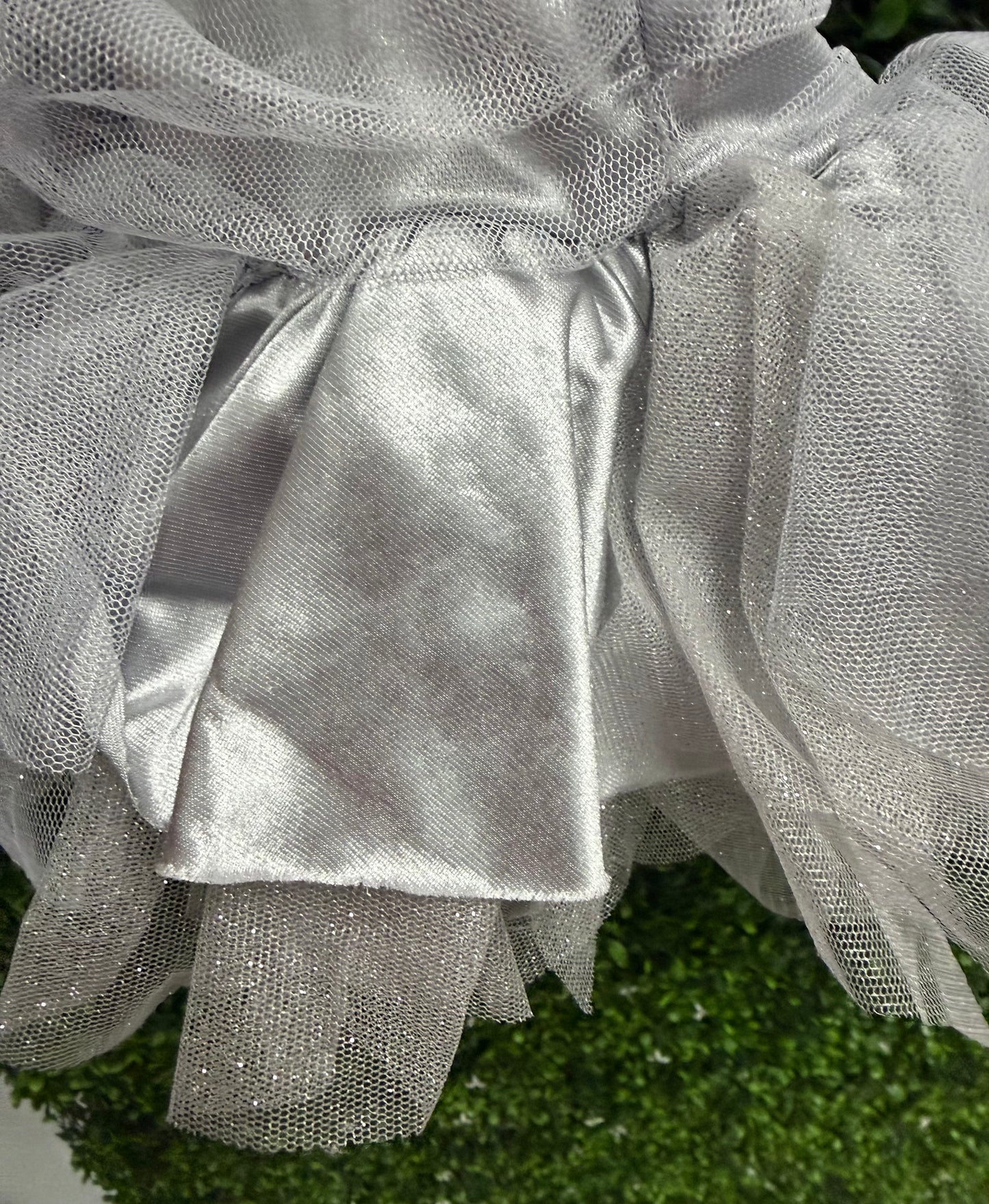 Child Medium Silver Tulle Top Costume