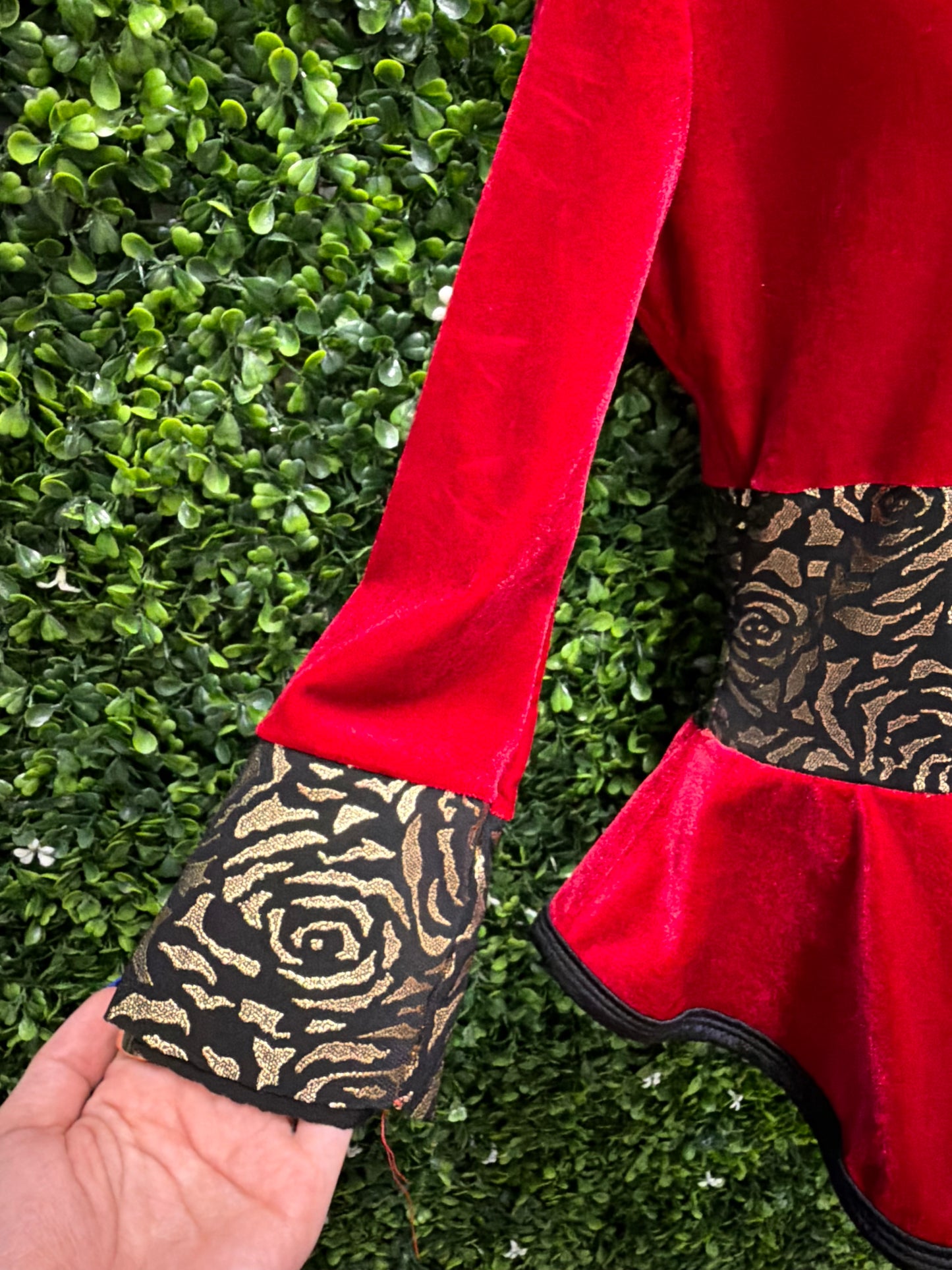 Child Medium Red Velvet Costume