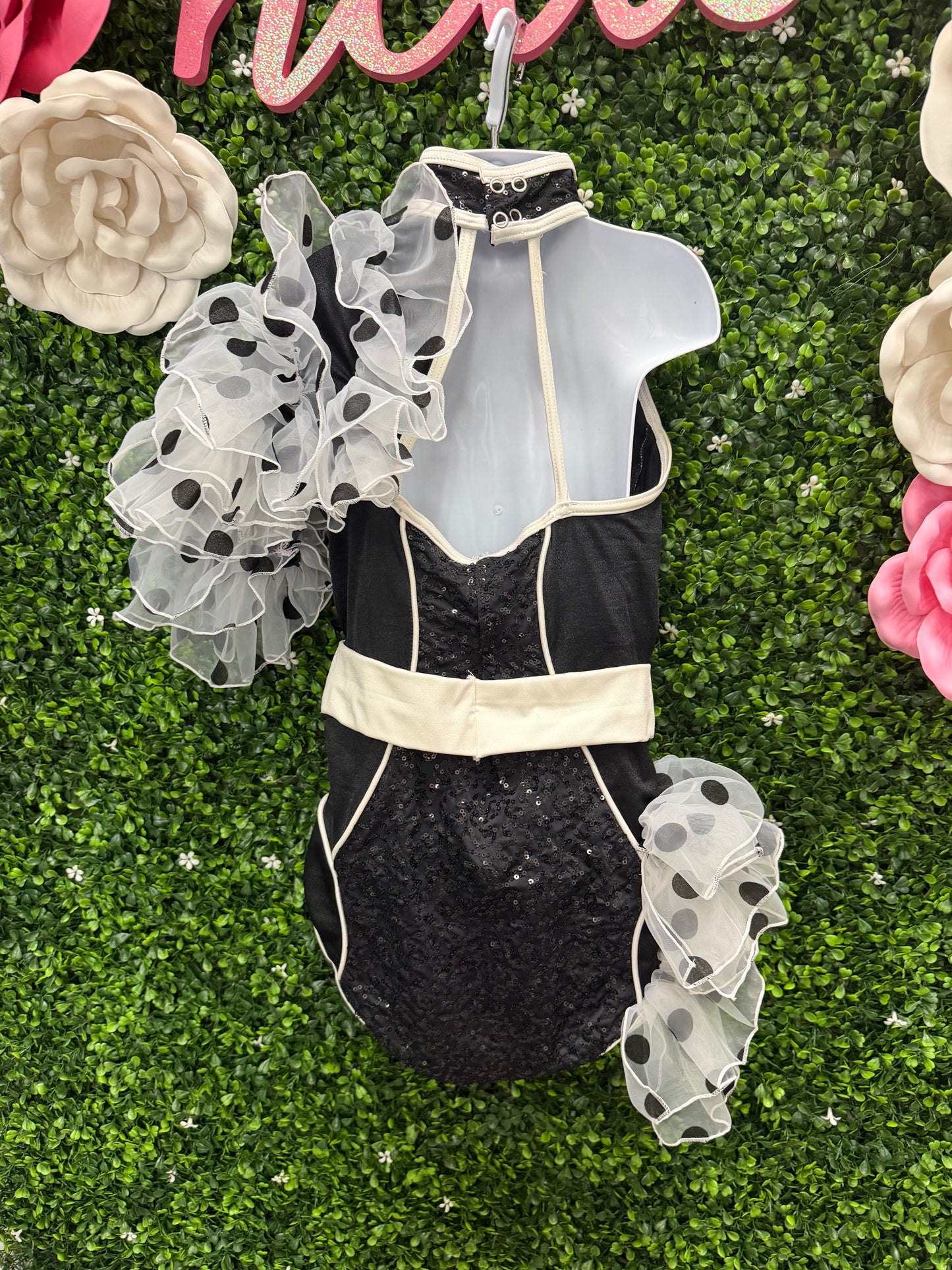 Child Medium Black White Puffy Sleeve Costume