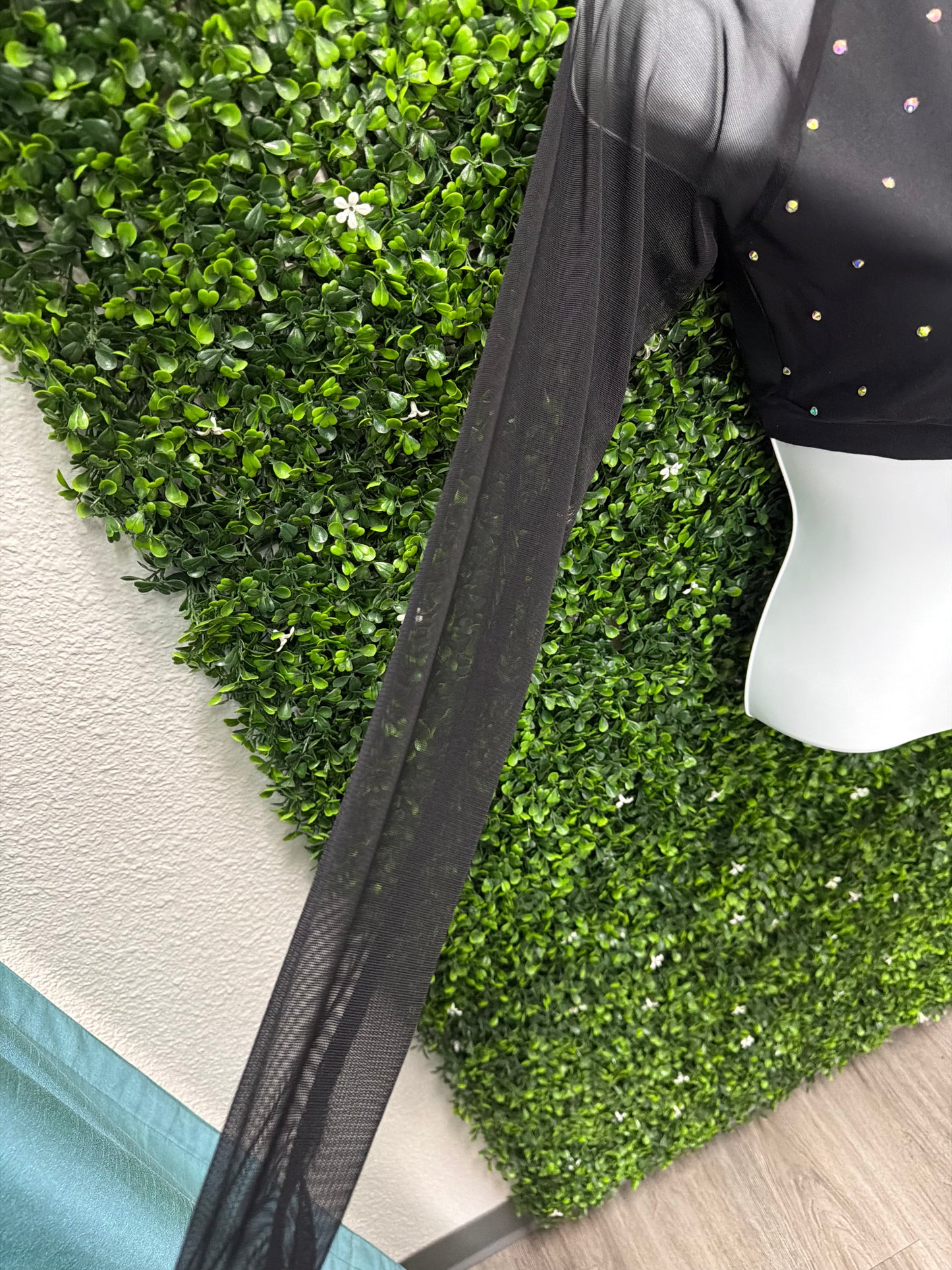 Adult Medium Black and White Costume Top