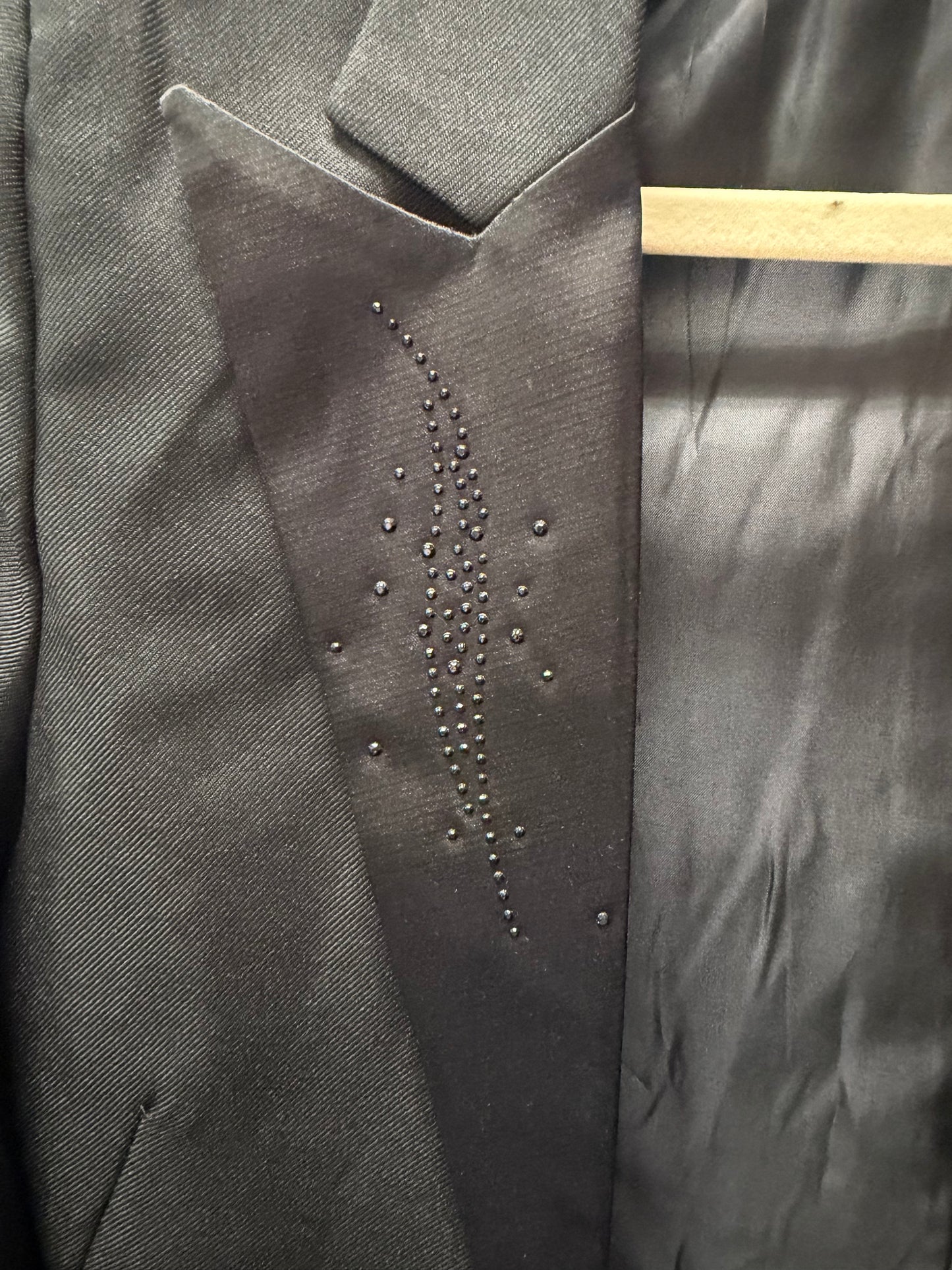 Adult Small Black 3 Piece Suite with Stones